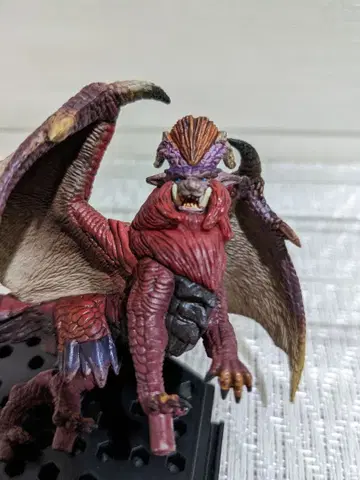 몬스터 헌터 테오 테스카토르 피규어