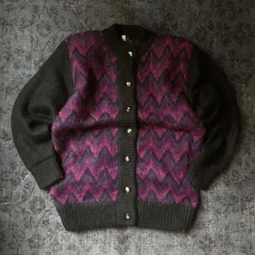 레어 90s 모헤어 테이스트 가디건 니트 레트로 아트 블랙 구제 의류