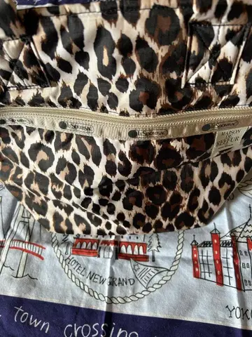 레오파드 무늬 토트백