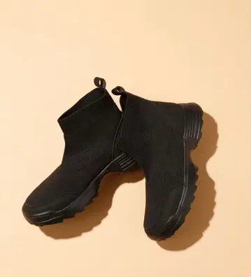 에어카루 니트 스니커즈 블랙