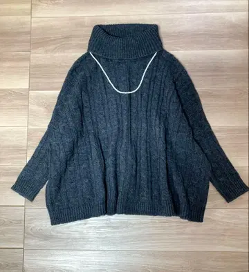 새상품급 아이시비 라무 알파카 혼방 케이블 짜임 터틀넥 블랙 S