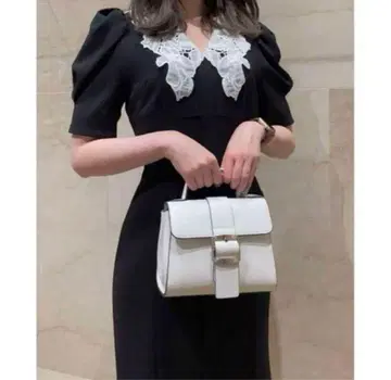 SNIDEL 자수 화이트칼라 머메이드 원피스