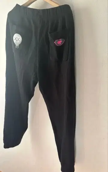 카우스 워홀 블랙 유니클로 팬츠 L 남성용