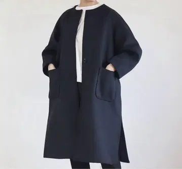 구매는 재판매에서 부탁드립니다 새상품급 utilite 유틸리테 롱 코트