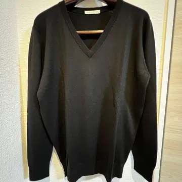 존스메들리 V넥 울 스웨터 M 사이즈