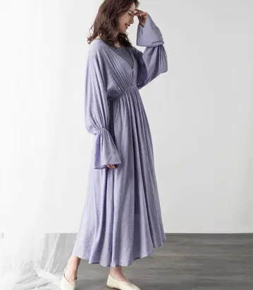 MILLION CARATS 라벤더 긴팔 플레어 슬리브 원피스