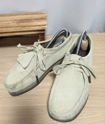 클락스 오리지널스 왈라비 베이지 사이즈 23.5cm