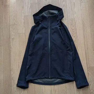 유니클로 블록 테크 후드티 네이비 남성용 S 발수 여성용도