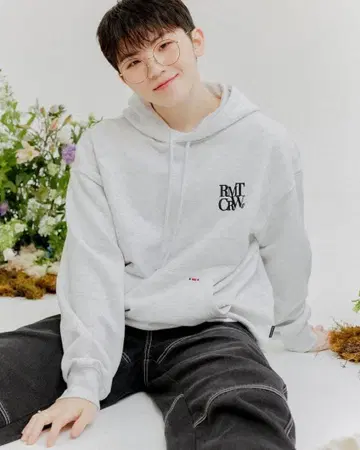 romantic crown woozi seventeen 우지