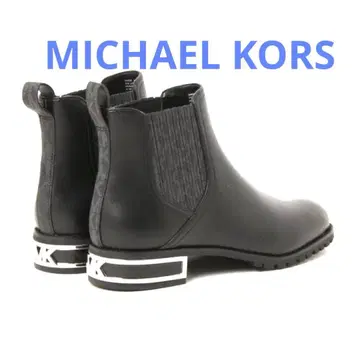 MICHAEL KORS 사이드 고어 숏부츠 블랙 로고 실버 금장 장식