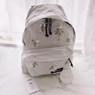 레어 Chesty x EASTPAK 콜라보 백팩 화이트 새상품 미사용