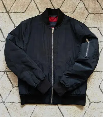 새상품급 ZARA MAN MA-1 플라이트 자켓 블루종 네이비