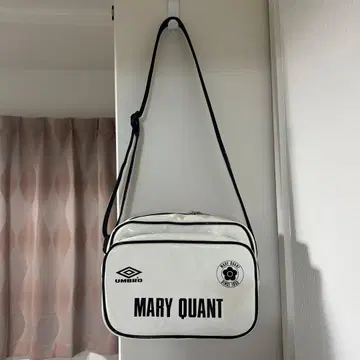 MARY QUANT UMBRO 에나멜 백