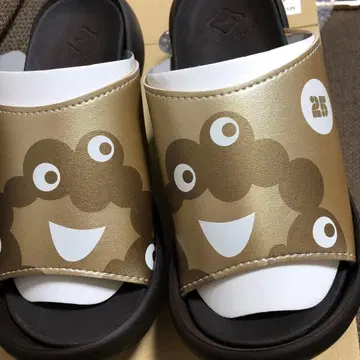 88족 한정판 EXPO 2025 미야쿠미야쿠 샌들 에그힐 (여성용)