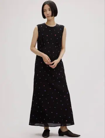 Ameri VINTAGE MEDI SMALL FLOWER NS DRESS