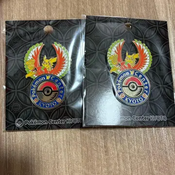 포켓몬 센터 교토 호우오우 피카츄 핀 배지 2개 세트