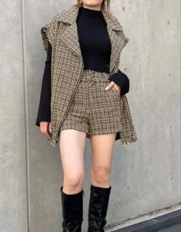 ENVYM 트위드 베스트 & 숏팬츠 셋업