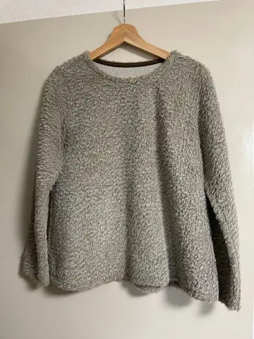 긴팔 퍼 소재 트레이닝복