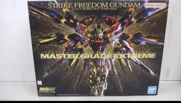 MGEX 1/100 스트라이크 프리덤 건담