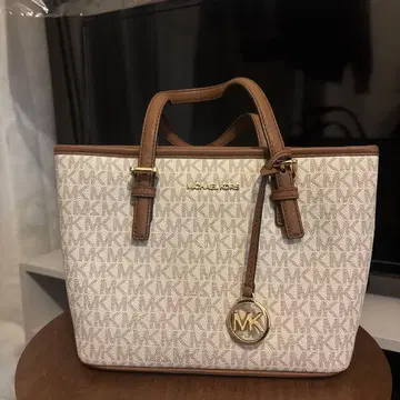 마이클코어스 백