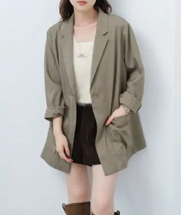 Kastane 백 슬릿 자켓