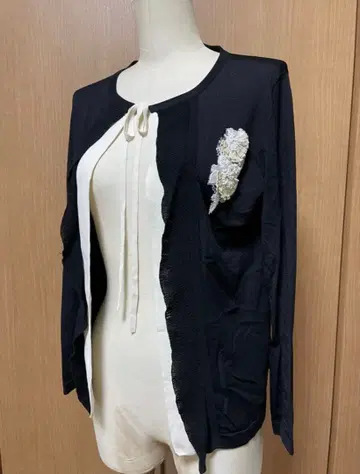 EL MIDAS 엘르미다 긴팔 볼레로풍 가디건 사이즈 9호 새상품급