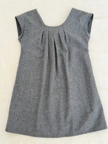 바니스 그레이 반팔 원피스 리본 포함