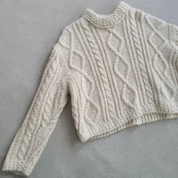케이블 짜임 니트 스웨터 피셔맨 아란 니트