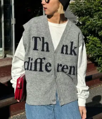 차오패닉 티피 니트 베스트 그레이