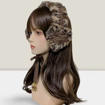 핸드메이드 귀도리 하트 디자인 브라운 레오파드 무늬 니트