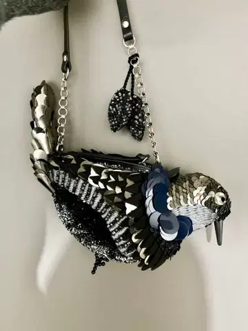 [새상품급] JAMIN PUECH 새 모양 파티백 자수 숄더백