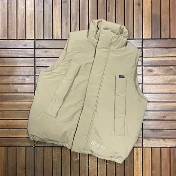 Woods  outfitters&suppliers 다운 베스트