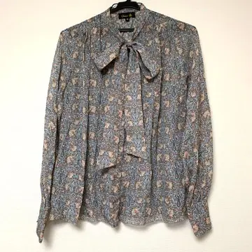 Drawer 플라워 프린트 보타이 블라우스