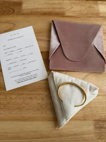 가브리엘라 아티가스 INFINITE TUSK CUFF 뱅글