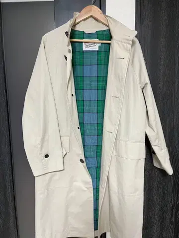 트래디셔널 웨더웨어 스텐카라 코트 베이지