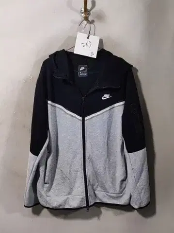 절개 지퍼 후드티 블랙 x 그레이