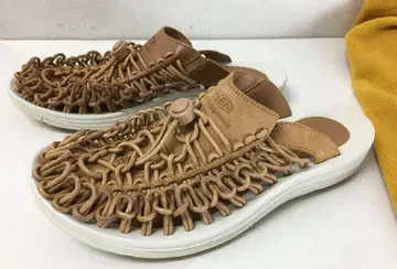 킨 수납 가방 완비 컨디션 최상 엔지니어드 가먼츠 UNEEK 샌들