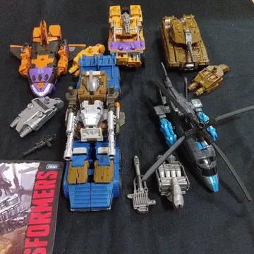 트랜스포머 유나이트 워리어스 UW-07 블루티카스