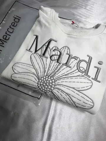 Mardi 꽃무늬 프린트 크루넥 맨투맨