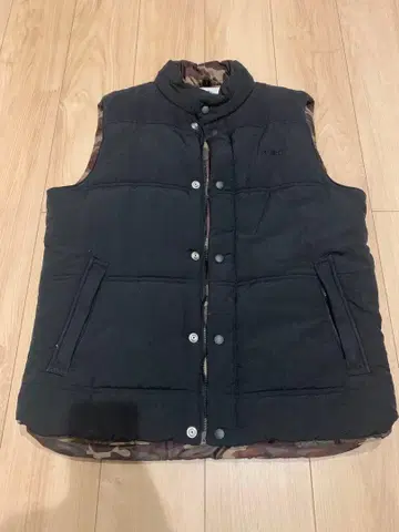 X-LARGE 카모플라쥬 안감 베스트 M 사이즈