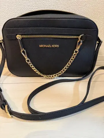 MICHAEL KORS 블랙 숄더백