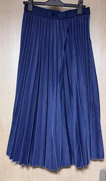 네넷 데님 플리츠 스커트, 컨디션 최상 츠모리치사토 팬에게도.