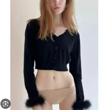 the Virgins feather cuff short cardigan