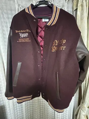 9090 x youngersong 와인 레드 바시티 자켓 큰 로고 자수