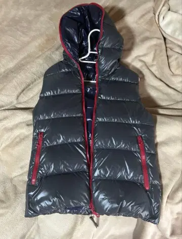 DUVETICA 슬리브리스 다운 베스트 사이즈 40 네이비