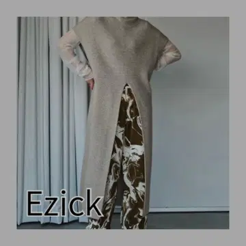 [ 새상품급 ] Ezick Layered 슬릿 롱 니트 그레이쉬 베이지