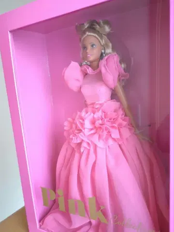 바비 인형 새상품 핑크 컬렉션 레어