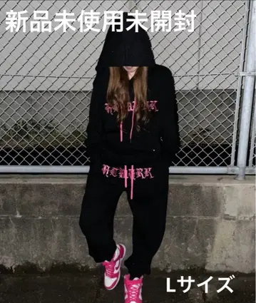 ATMARK 올드 잉글리시 로고 큐빅 풀오버 후드티