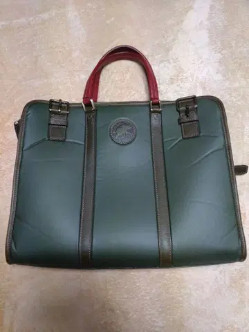 헌팅월드 바츄크로스 비즈니스 백