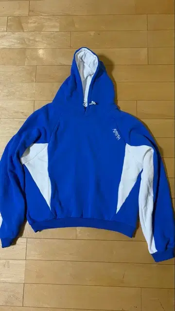 mertra 후드티 카츠키군 착용 M 사이즈